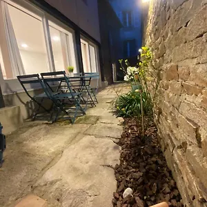 Appartement Ty Guenhael Petite Maisonnette Avec Exterieur Intra-muros Proche Port De, Vannes